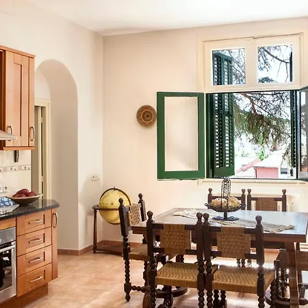 Casa Roura
