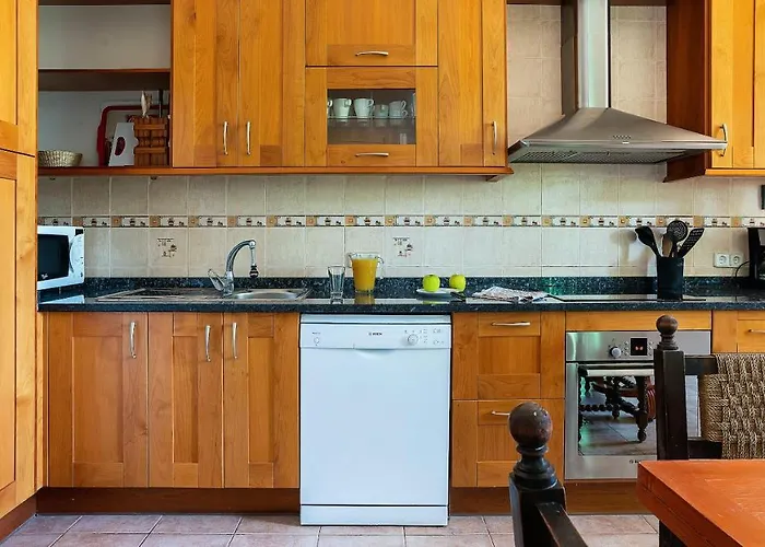 Casa Roura Apartment *