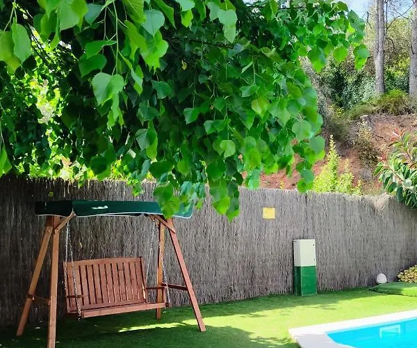 Casa Roura Apartment *